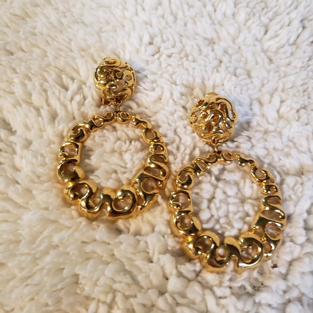 Clip on earrings